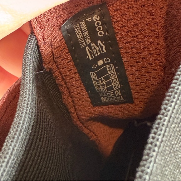 Ecco Dress Classic 15 Chelsea Buckle Women’s Leather Ankle Boots EU 40 US 9-9.5 - Picture 4 of 15